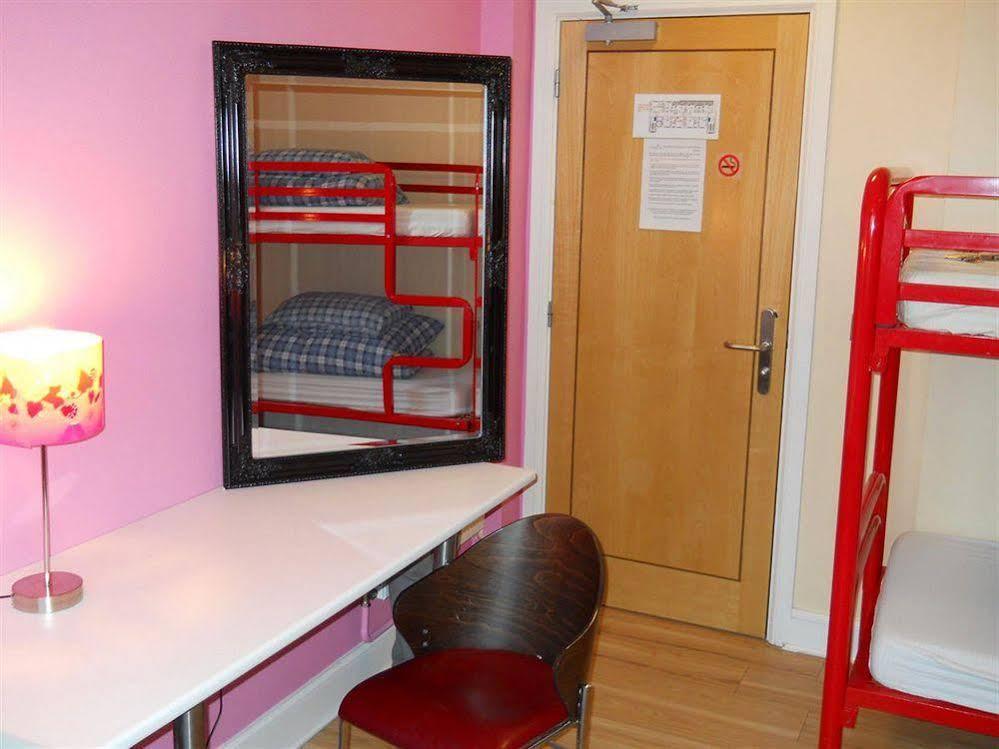 Snoozles Galway City Centre 외부 사진