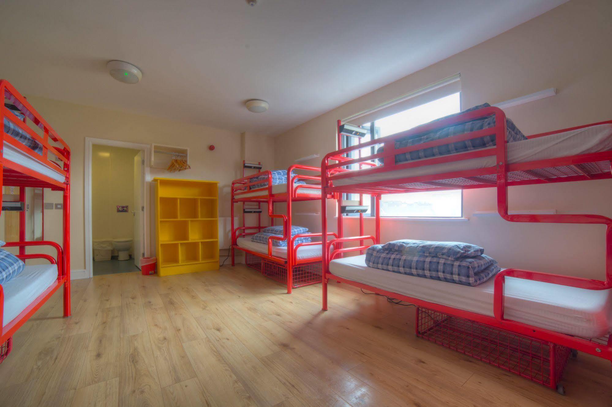 Snoozles Galway City Centre 외부 사진