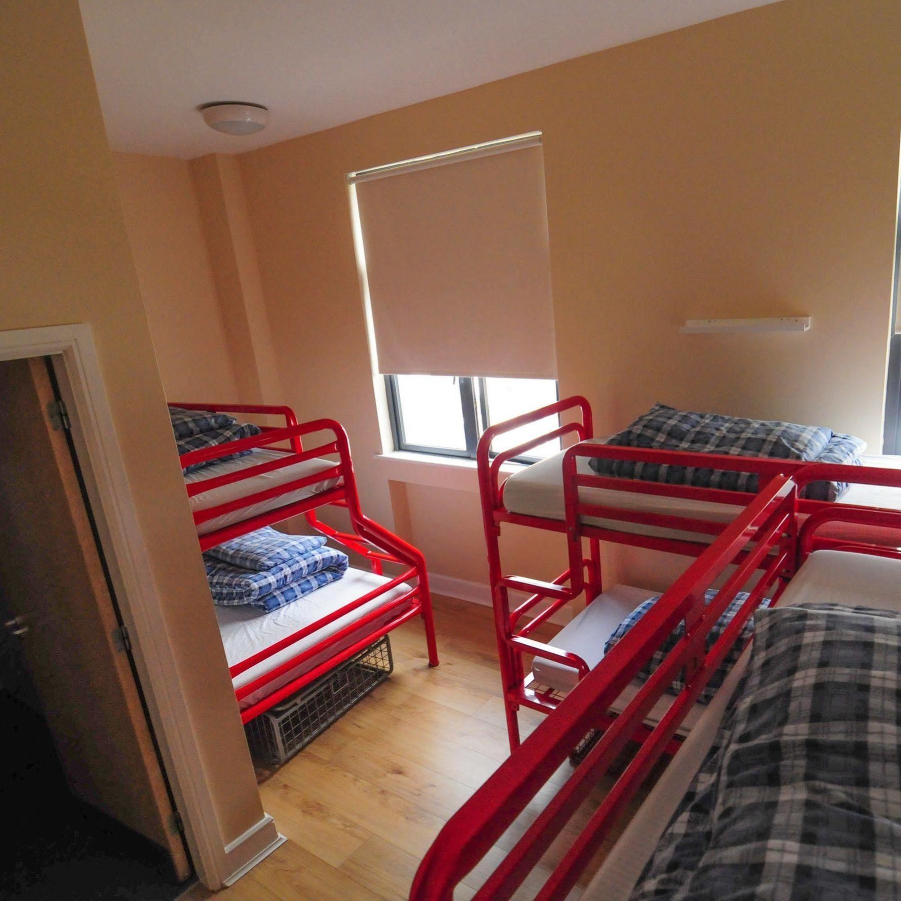 Snoozles Galway City Centre 외부 사진